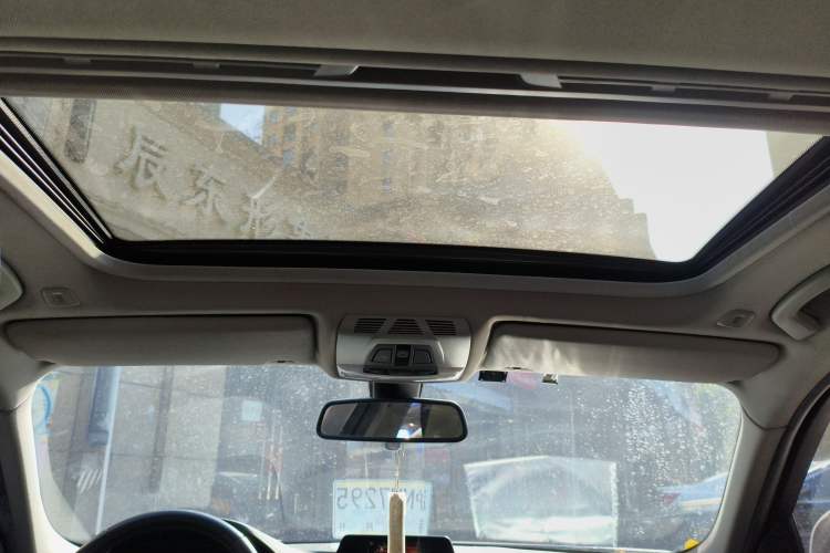 Used BMW 3 Series 2016 320Li Fashion Model
