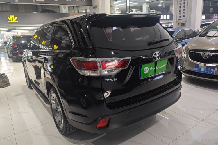 Used Toyota Highlander 2017 2.0T Four-Wheel Drive Luxury Edition 7 Seats