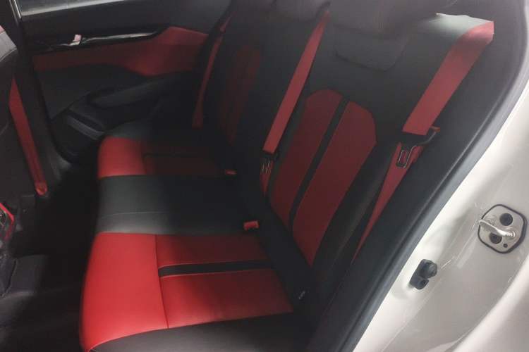 Used Dongfeng Aeolus Yixuan 2021 230T Automatic Zuiying Knight Edition