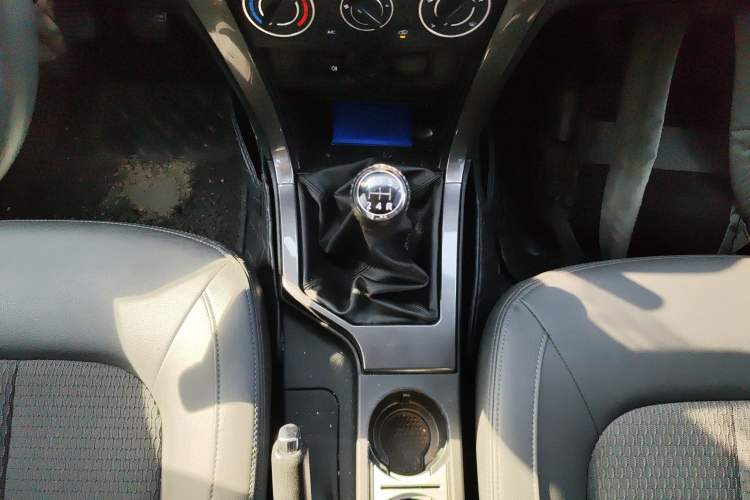 Used Great Wall Wingle 5 2021 1.5T Two-Wheel Drive "Dry Meal" Value Edition with an Extra-Long 1820mm Cargo Bed Equipped with GW4G15K Engine
