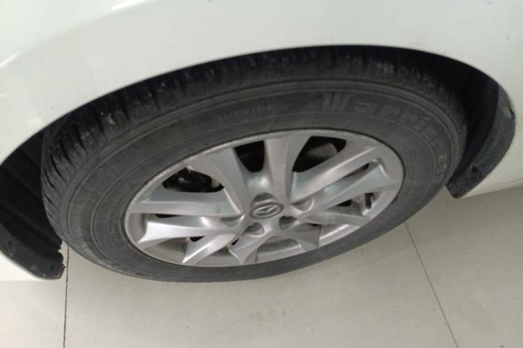 Used Mazda Mazda 3 Axela 2017 Hatchback 1.5L Automatic Comfort Model Emission Standard China V
