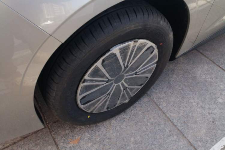 Used  Galaxy Stellar 6 
