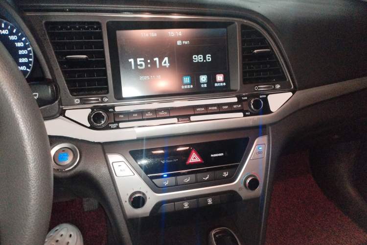 Used Hyundai Elantra 2016 1.6L Automatic ZhiXuan – Elite Version
