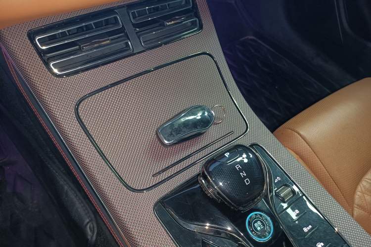 Used BYD Han 2022 DM-i 121KM Luxury Model