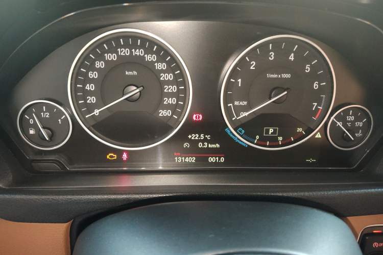 Used BMW 3 Series 2016 320Li Luxury Design Package
