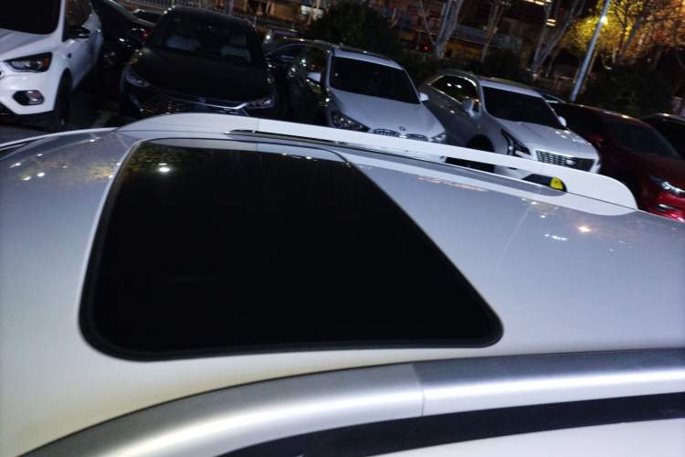 Used  Refine S3 2016 1.5L CVT Luxury Smart Version