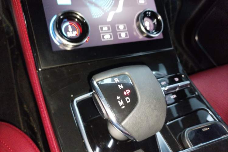 Used JETOUR X70 PLUS 2021 1.6T DCT Pro+ 7-Seater
