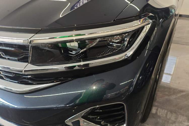 Used Volkswagen Talagon 2022 380TSI All-Wheel-Drive Luxury Prestige Pro 7-Seater