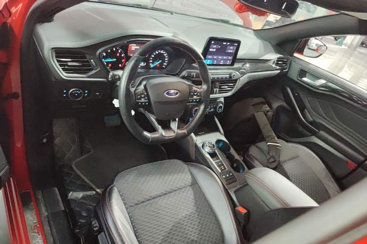 Used Ford Focus 2020 Sedan EcoBoost 180 Automatic ST Line
