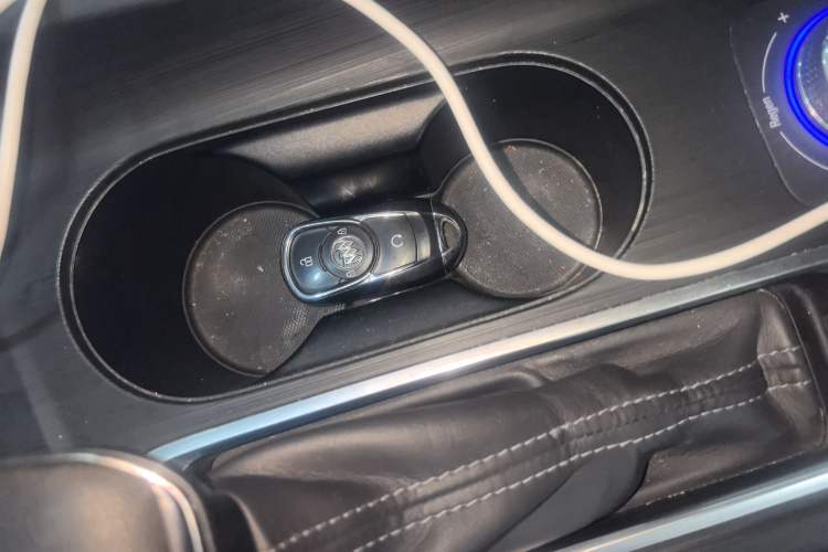 Used Buick Velite 6 2019 Connected Fashion Model
