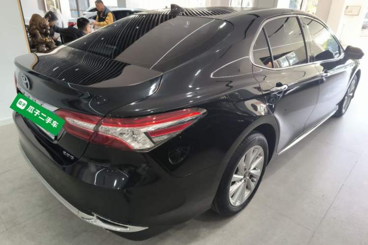 Used Toyota Camry 2023 2.0G Luxury Edition
