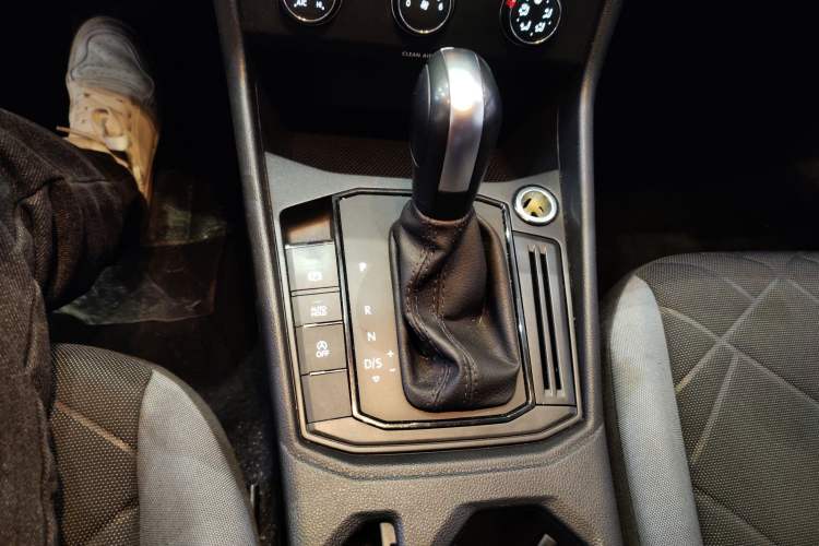 Used Volkswagen Lavida 2023 1.5L Automatic De Yi Edition