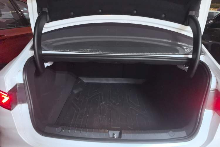 Used BYD Qin PLUS 2023 Champion Edition DM-i 55KM Leading Model
