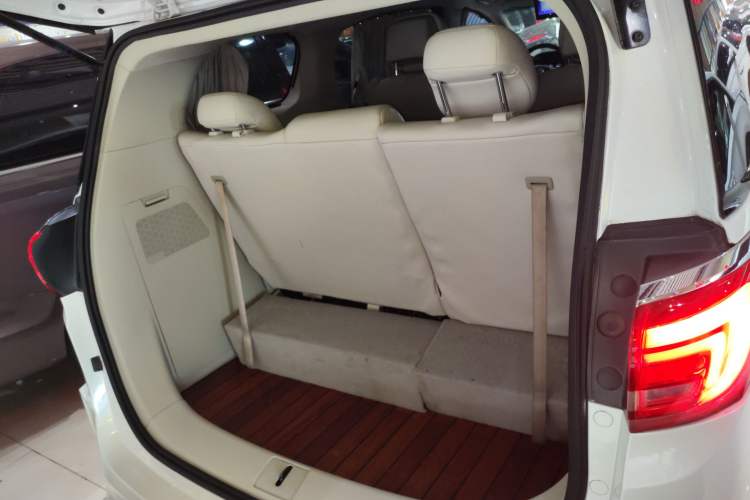 Used Buick GL8 2018 ES 28T Comfort Model China VI Standard
