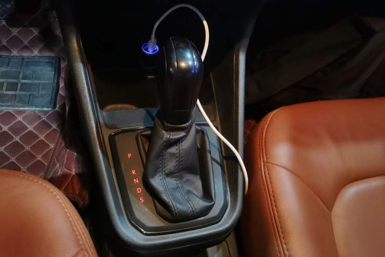 Used Volkswagen Santana 2016 1.6L Automatic Fashion Edition
