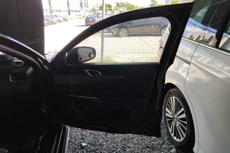 Used Lynk & Co 03 2020 1.5TD DCT JingPro Edition
