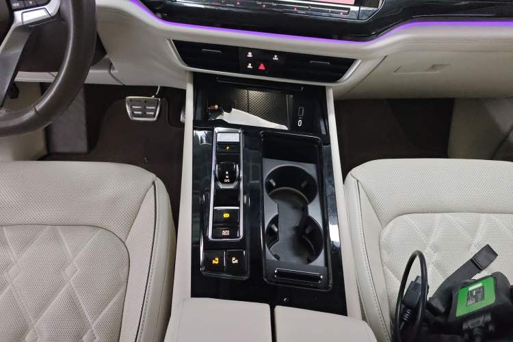 Used Volkswagen Viloran 2022 380TSI Prestige Edition
