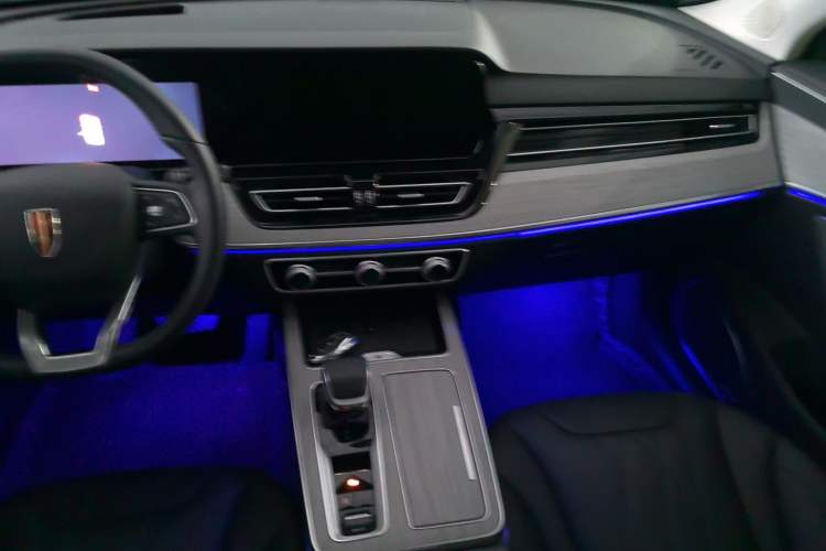 Used Hongqi HS5 2025 2.0T Two-Wheel Drive Flagship Pro Edition
