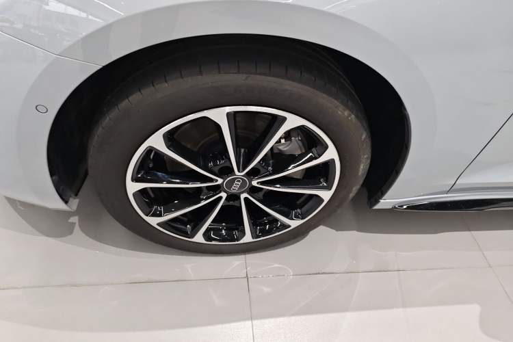 Used Audi A5L 2026 2.0T Sport Plus
