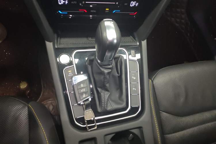 Used Volkswagen FAW-Volkswagen CC 2021 380TSI Striking Edition
