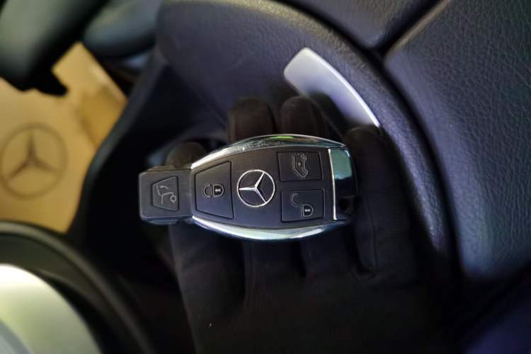 Used Mercedes-Benz V-Class 2022 V 260 Prestige Edition