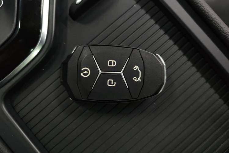 Used Lynk & Co 02 2018 1.5T DCT Two-Wheel Drive Sporty Version China V Standard
