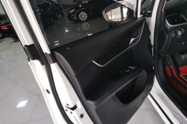 Used BYD Song MAX 2017 1.5T Automatic Smart Connect Luxury 7-Seater