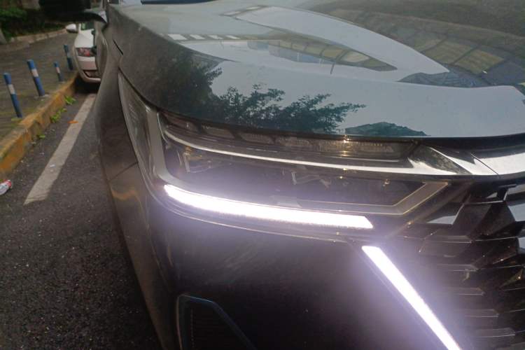 Used Chery Tiggo 8 PRO New Energy 2023 Champion Edition 1.5T 100km King's Version
