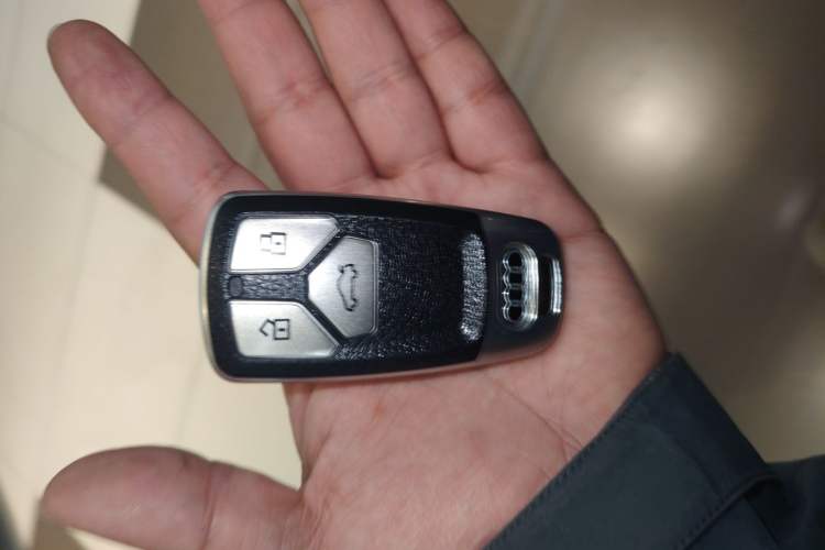 Used Audi Q5L 2025 40 TFSI Luxury Dynamic Edition
