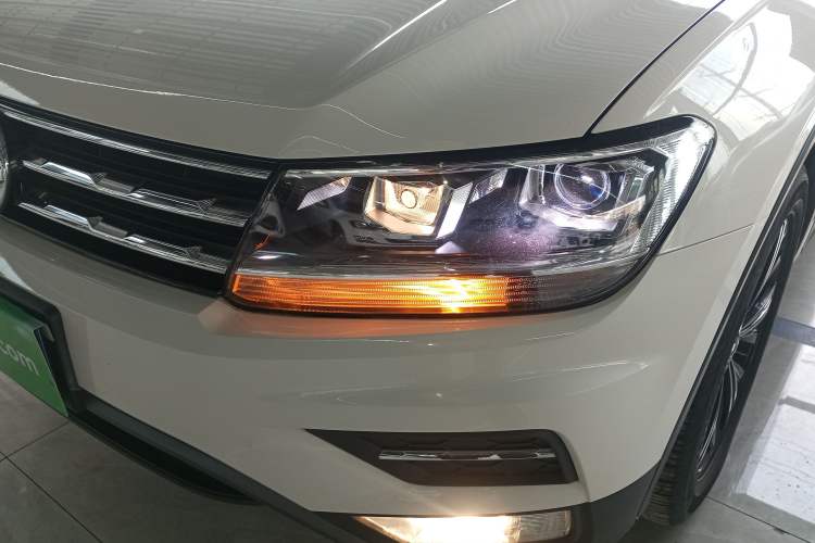 Used Volkswagen Tiguan L 2019 Updated Version 330TSI Automatic Two-Wheel Drive Panoramic Comfort Edition China VI Standard