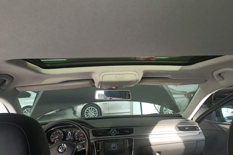 Used Volkswagen Passat 2017 330TSI DSG Luxury Edition