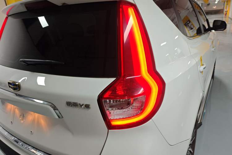 Used Geely Auto Vision X6 2016 1.8L Manual Luxury Model