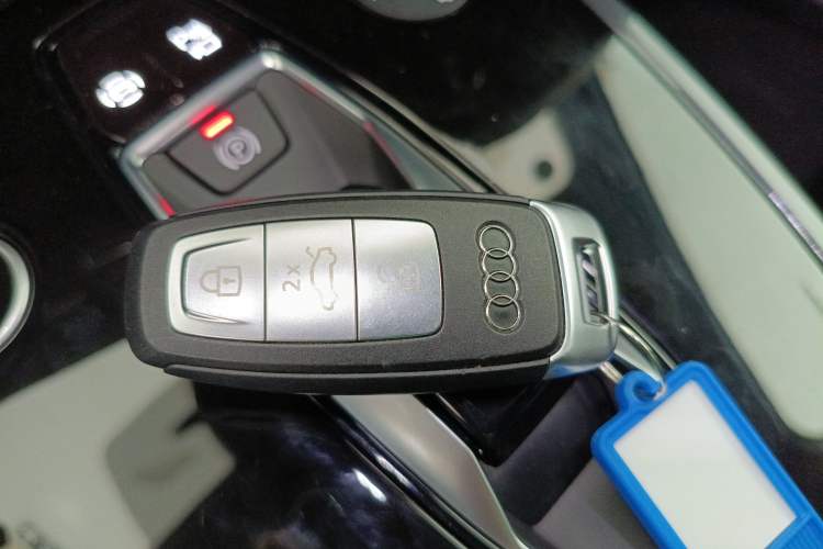 Used Audi Q4 e-tron 2024 50 e-tron quattro Creation Edition Midnight
