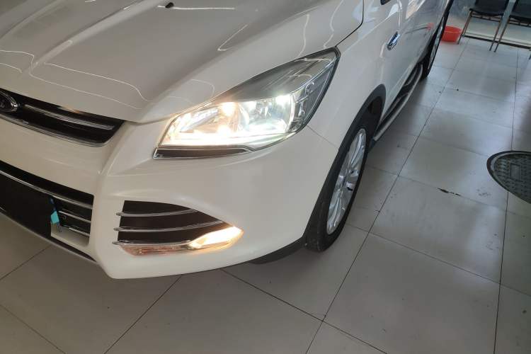 Used Ford Kuga 2015 1.5L GTDi Two-Wheel Drive Fashion Edition
