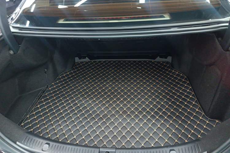 Used Mercedes-Benz E-Class 2023 E 300 L Stylish Model
