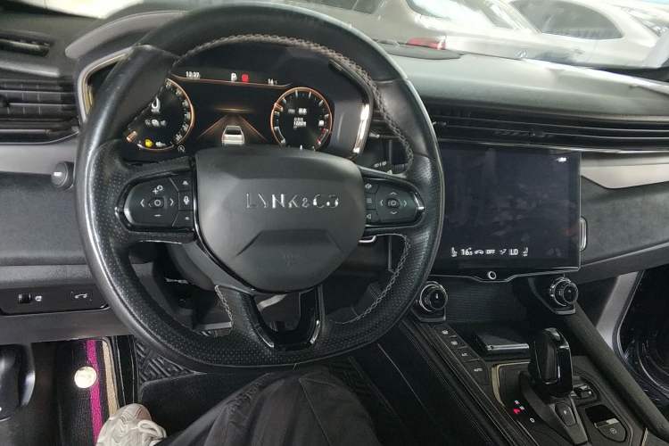 Used Lynk & Co 01 2021 2.0TD Four-Wheel Drive Dark Night Edition
