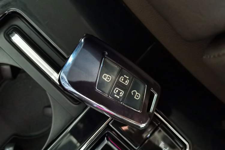 Used Volkswagen Viloran 2020 380TSI Prestige Edition
