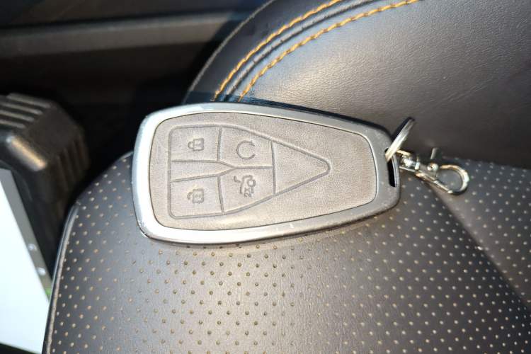 Used Changan UNI-V 2022 1.5T Prestige Version
