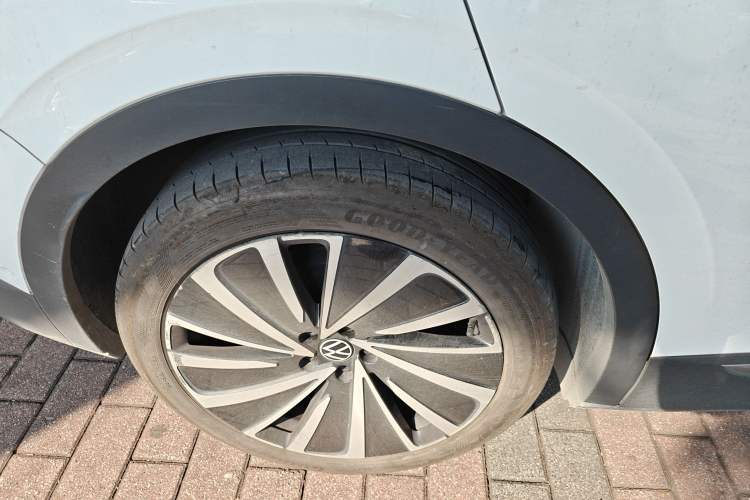 Used Volkswagen ID.4 X 2022 Smart Enjoyment Long-Range Edition