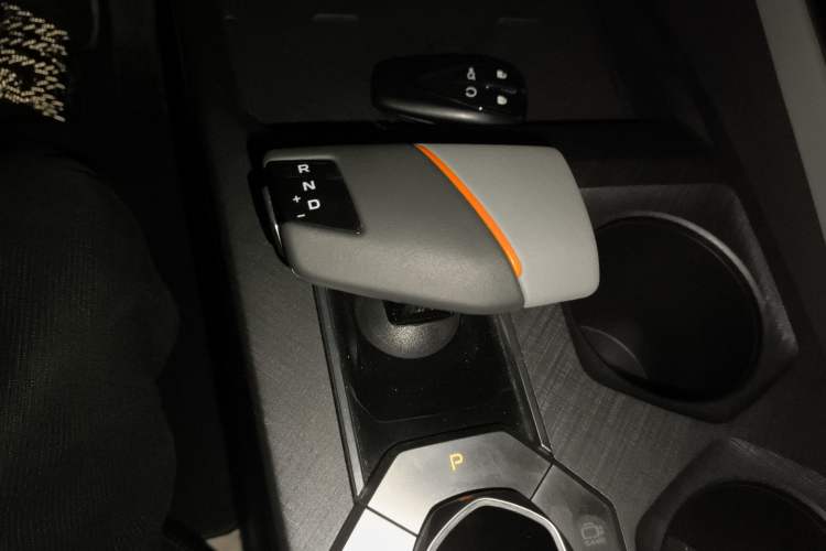 Used Changan UNI-V 2022 1.5T Prestige Version