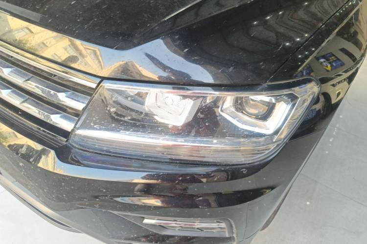 Used Volkswagen Tiguan L 2019 Updated Version 330TSI Automatic Two-Wheel Drive Panoramic Comfort Edition China VI Standard
