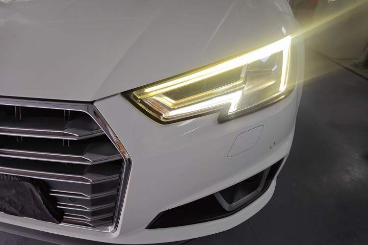 Used Audi A4L 2019 40 TFSI Fashion Version China V
