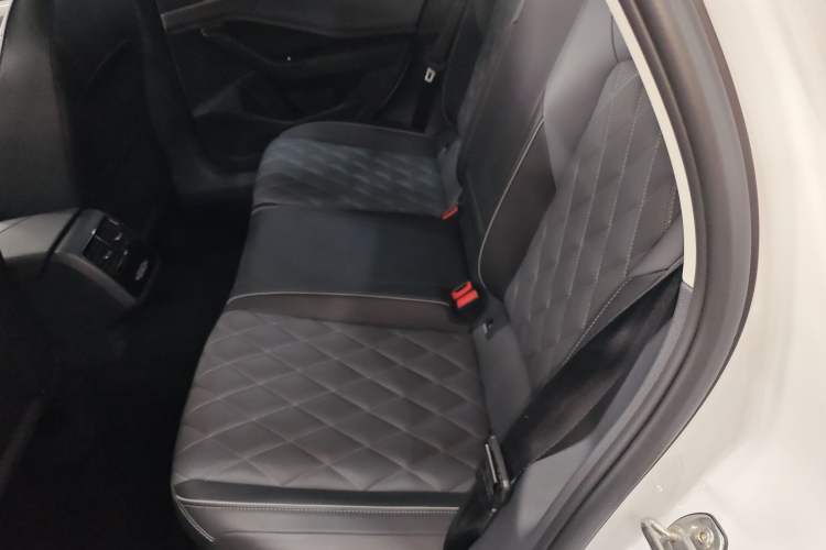 Used Volkswagen Sagitar 2023 300TSI DSG Excellence Edition
