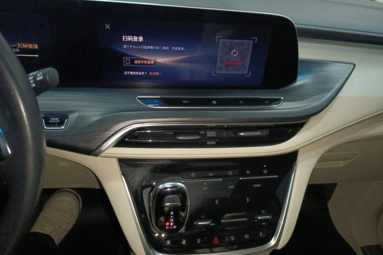 Used Buick GL8 2023 ES Lu Zun Deluxe Model
