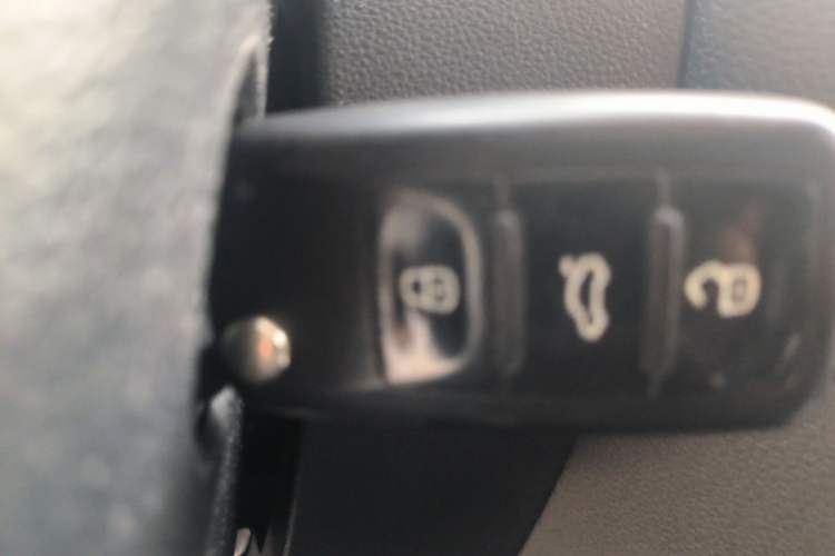 Used Volkswagen Sagitar 2015 1.6L Automatic Comfort Model
