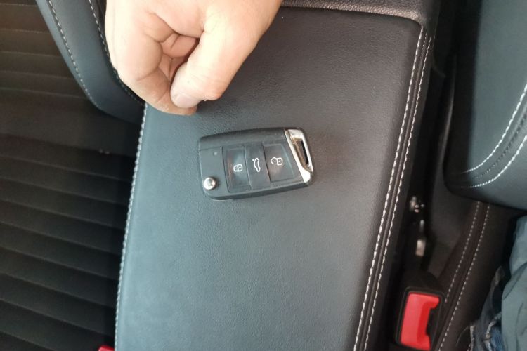 Used Volkswagen Magotan 2025 Zhongxiang Version 280TSI DSG Comfort Edition