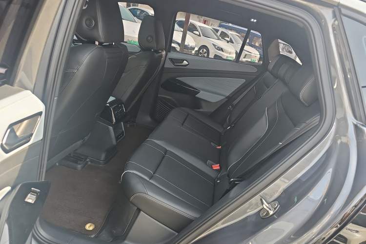 Used Volkswagen ID.4 X 2024 Pure & Smart Edition