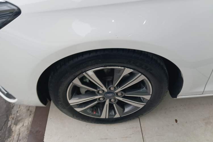 Used Ford Escort 2021 1.5L Automatic Diamond Edition
