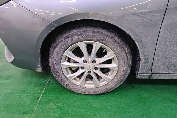 Used Roewe i5 2023 1.5L Manual Comfort Edition