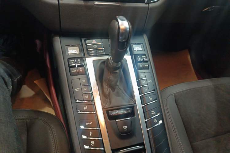 Used Porsche Macan 2016 Macan 2.0T
